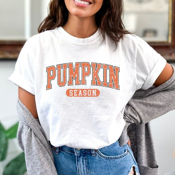 NEW Fall Pumpkin Season Halloween Thanksgiving Graphic Tee Shirt Comfort Colors - Picture 1 of 5